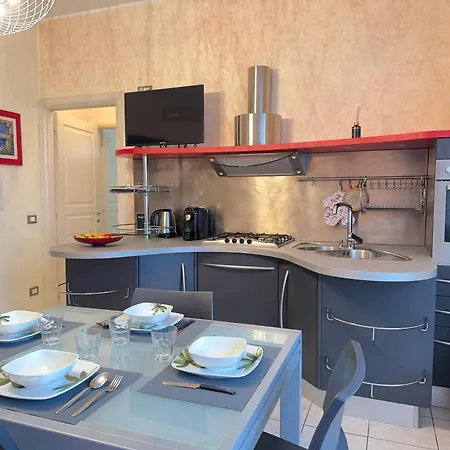 Private Garage, 300m From Sea In Centre Apartman