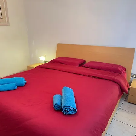 Private Garage, 300m From Sea In Centre Alassio